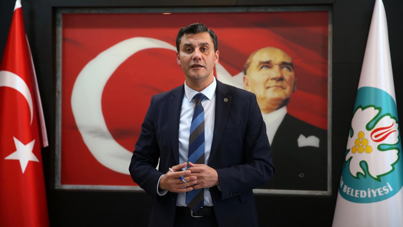 Ferdi Zeyrek'in vefatının birinci yılında Nurcan Zeyrek'ten açıklama: Hayatta olsaydı hukukun yanında olurdu - Resim : 1