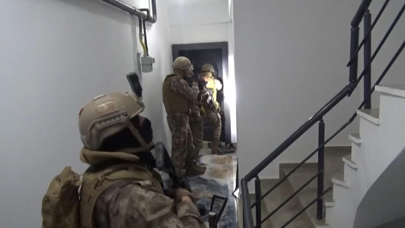 Son dakika | İstanbul'da IŞİD operasyonu: 13 şüpheli yakalandı - Resim : 1