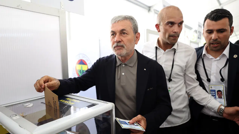 Aziz Yıldırım teknik direktörünü seçti: Açıklanacağı tarih ortaya çıktı - Resim : 2