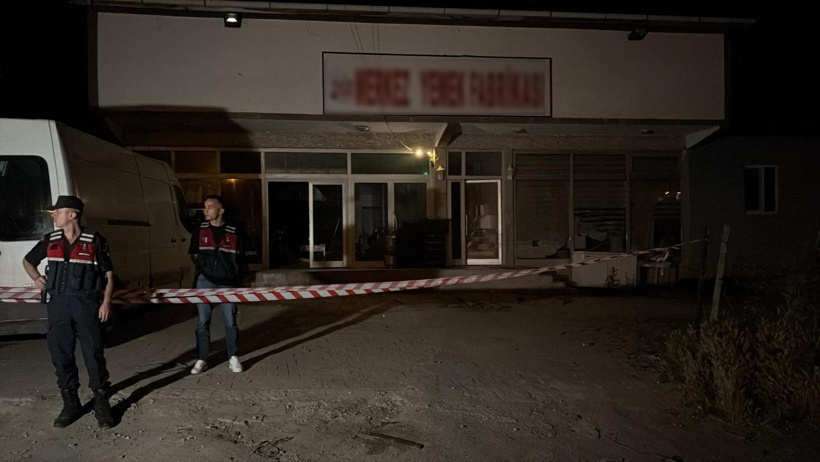 Yemek fabrikasında silahlı saldırı: Aşçı öldü, saldırgan her yerde aranıyor! - Resim : 1