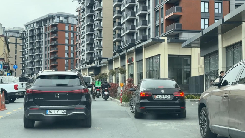 Vicdansızlığın böylesi! Köpeği motosiklete bağlayıp koşturdu cezayı yedi - Resim : 3