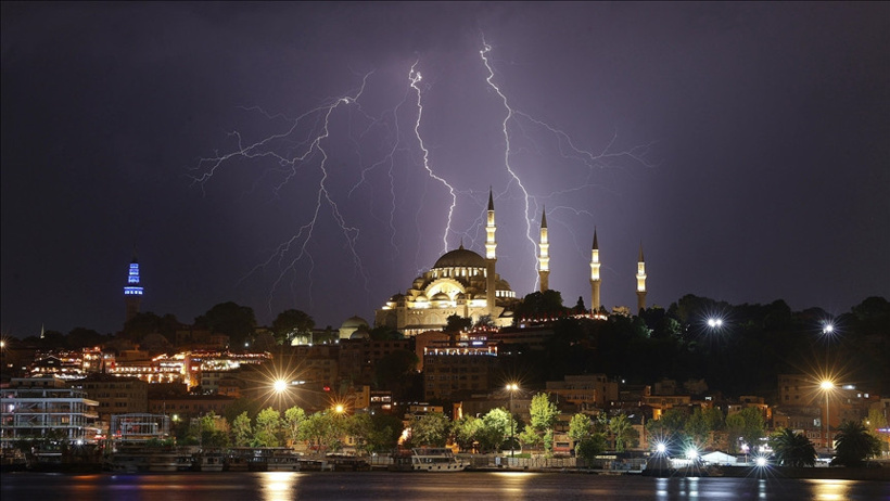 İstanbul'da çok şiddetli yağacak: AKOM tarih vererek uyardı - Resim : 2