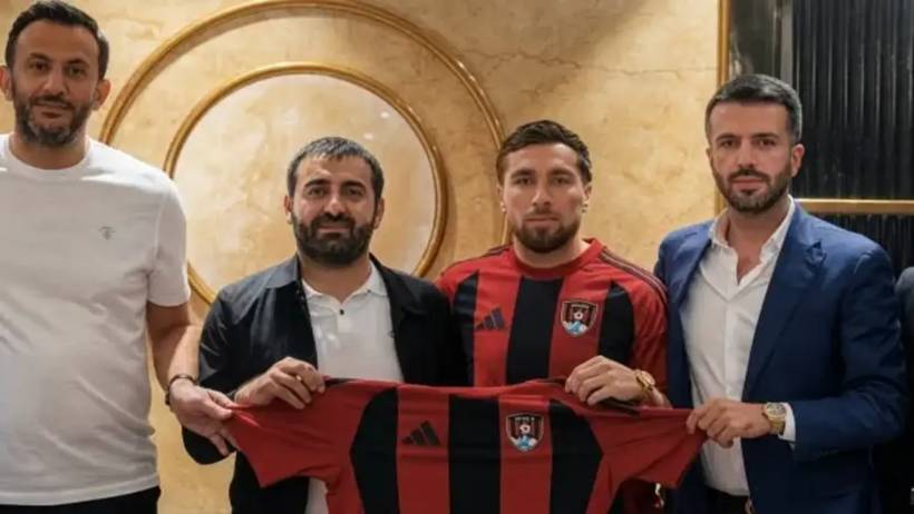 Gören Orkun Kökçü sanıyor: Vanspor'a imzayı attı - Resim : 2