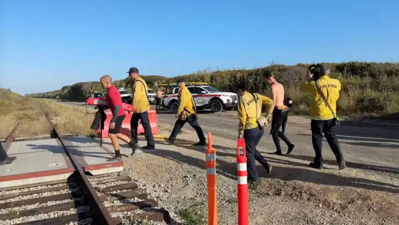 Tehlikeli plajda acı son! Dev dalgalar iki genç kadını hayattan kopardı - Resim : 2