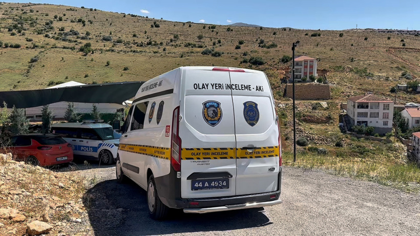 Malatya'da kanlı hesaplaşma: Evden tüfeği kapıp husumetlisini vurdu - Resim : 2