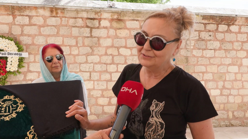 Yeşilçam'ın 'Panter Emel'i son yolculuğuna uğurlandı! Türkan Şoray’ın sözleri yürek burktu - Resim : 3