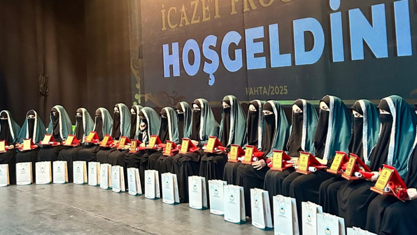 Hizbullah AKP'li belediyede medrese mezuniyeti düzenledi - Resim : 2