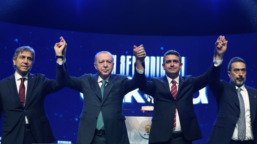 CHP'li başkanın AKP'ye geçmesinin ardından Melih Gökçek'in '400 milyon TL' açıklaması yeniden gündem oldu - Resim : 1