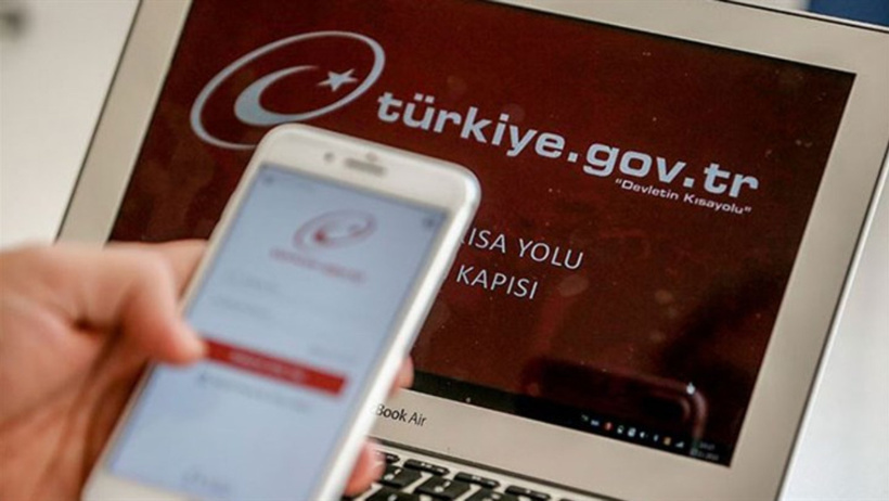 AKP habersiz üyeliklerde ısrarcı çıktı: İstifa edeni bu kez eşiyle üye yaptı - Resim : 1