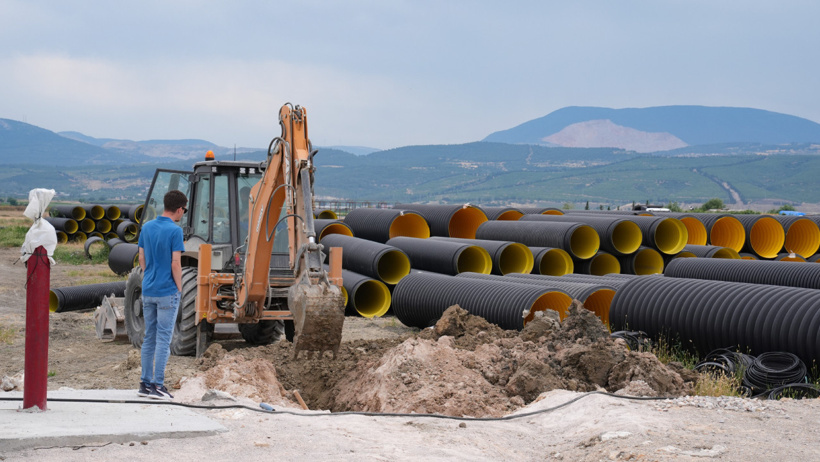 Etrafı 8.5 kilometre duvarla çevrildi: Yüksek güvenlikle üretilecek - Resim : 4