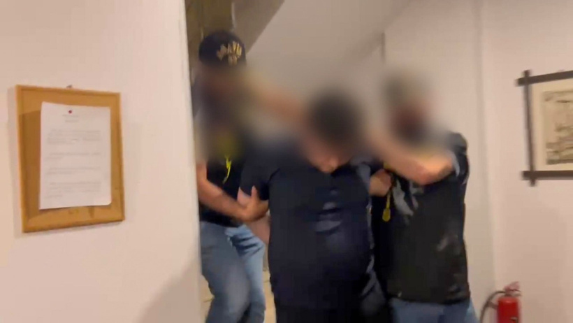 Mersin'de nefes kesen operasyon: Kırmızı bültenle aranan uyuşturucu kaçakçısı yakalandı - Resim : 2