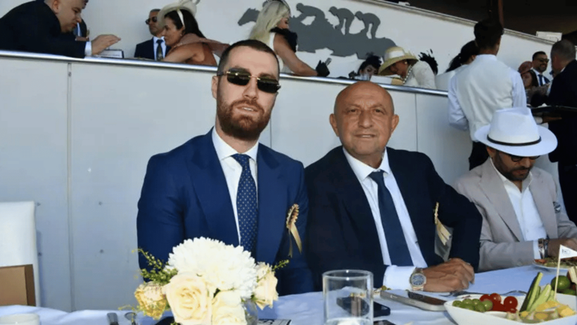 Veli Efendi'de bir emekli maaşı yediler - Resim : 4