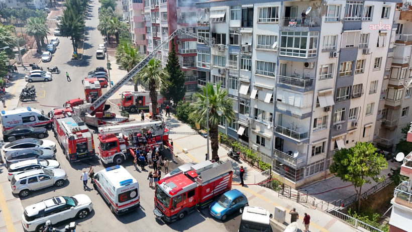 İzmir'de 7 katlı apartmanda yangın! 6 kişi tahliye edildi, 2 kişi hastaneye kaldırıldı - Resim : 1