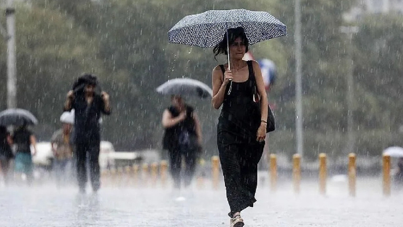 İstanbul'a üşütecek soğuk geliyor: Hava durumunun değişeceği tarih belli oldu - Resim : 1