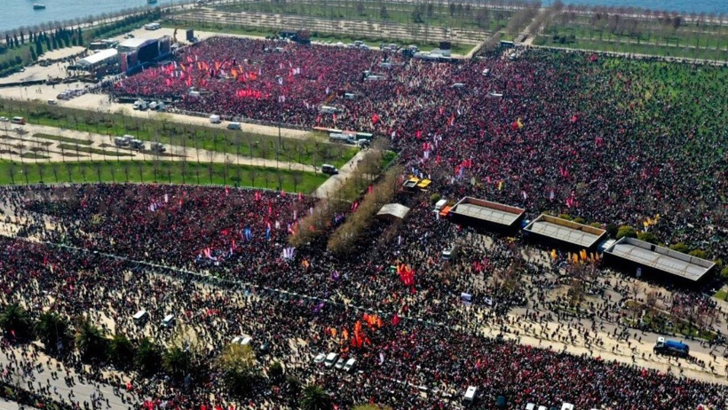 Özgür Özel Financial Times’ta Erdoğan’ı dünyaya anlattı! "Kendisine sadık bir muhalefet yaratmaya çalışıyor" - Resim : 5