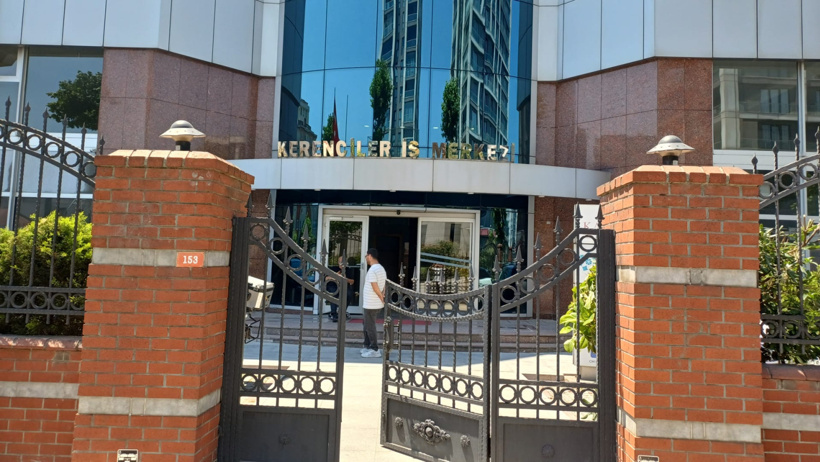 600 işçiye asansör kullanmak yasak patrona serbest! İş merkezinde akılalmaz ayrım - Resim : 1