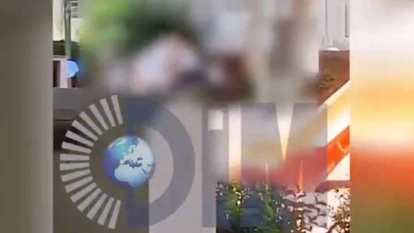 Antalya'da mide bulandıran olay! Yaşlı iki erkek sarmaş dolaş görüntülendi - Resim : 1