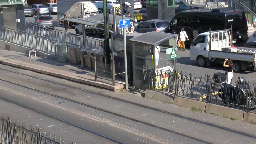 İstanbul'da tramvay arızası! Durak kapatıldı - Resim : 1