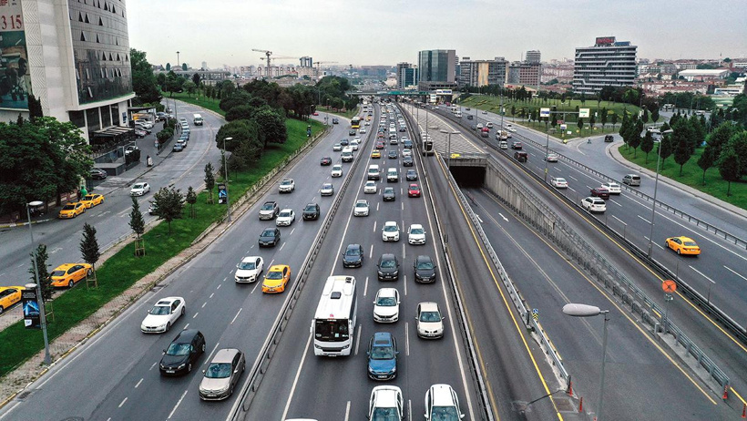 Danıştay'dan emsal trafik cezası kararı: İtiraz sonuçlanmadan ödeme emri gönderilemeyecek - Resim : 1