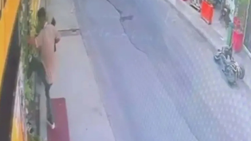 Eski sevgilisinin çalıştığı mekana pompalı tüfekle rastgele ateş açtı! - Resim : 1