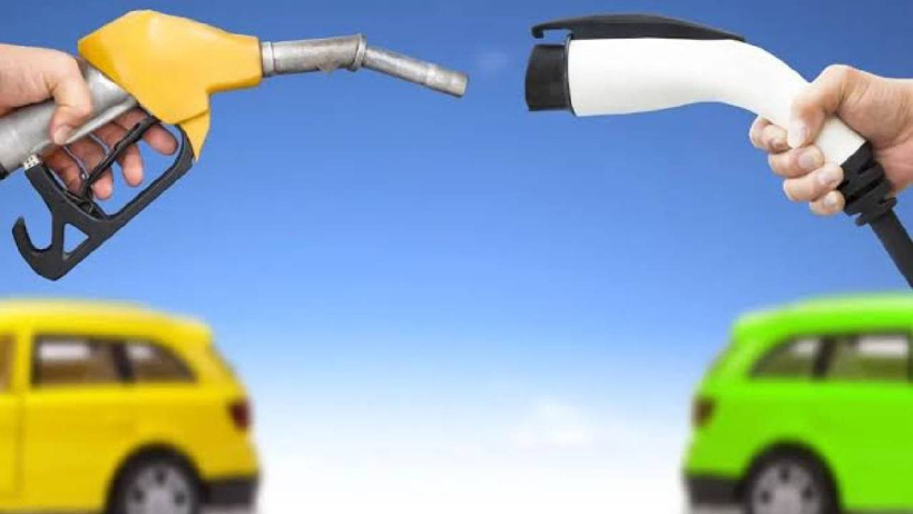Yıllardır çözülemeyen "elektrikli mi, benzinli mi" sorununu tek bir patentle bitirdiler! - Resim : 2