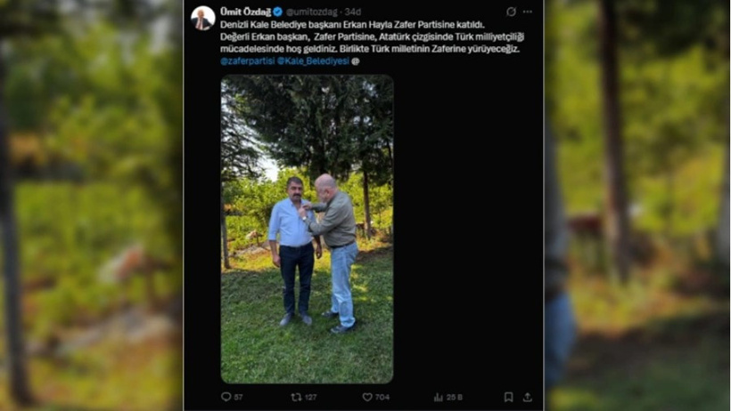 Ümit Özdağ'ın rozet taktığı belediye başkanı 