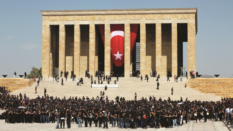 Trump Anıtkabir geleneğini yıktı: Muhalefet o kararın görünmeyenlerini anlatarak sert çıktı - Resim : 1