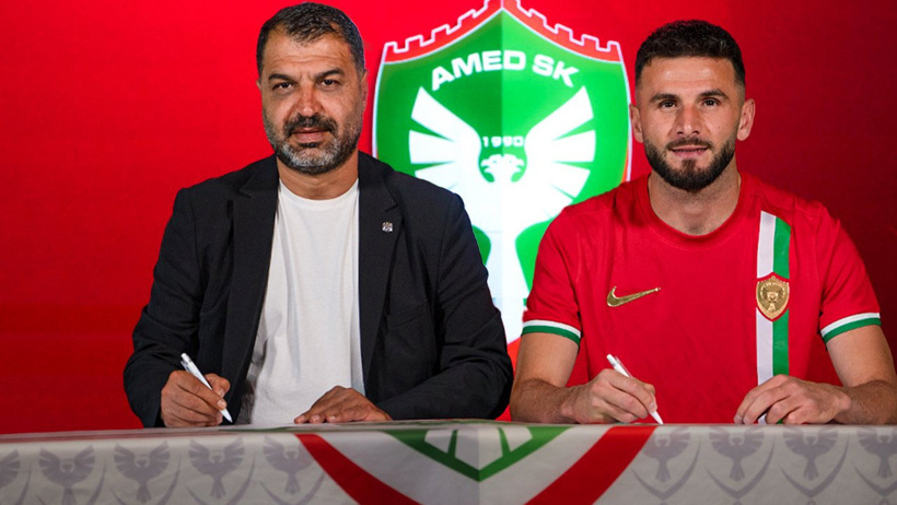 Süper Lig'e veda ettiği gibi Amedspor'la anlaşıp geri geldi - Resim : 1