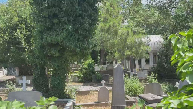 Üsküdar'da Ermeni mezarlığı tahrip edildi: 1 şüpheli gözaltına alındı - Resim : 4