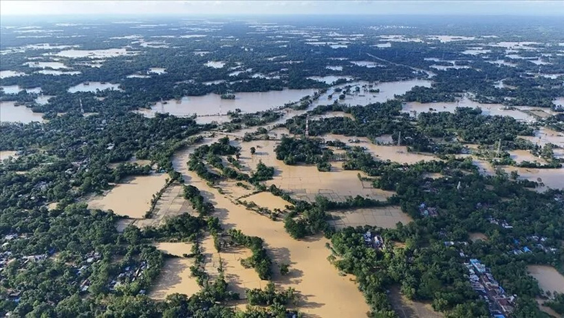 Bangladeş'te sel felaketi: 1 milyondan fazla kişi etkilendi - Resim : 1