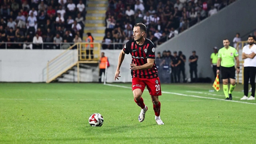Çorum FK'yı bırakır bırakmaz yeni takımı belli oldu - Resim : 2