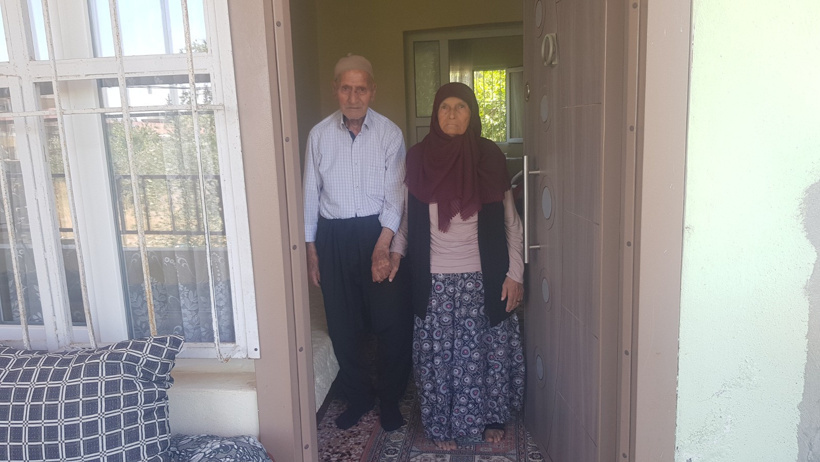Asırlık çift uzun ömrün sırrını açıkladı: Her gün bunu tüketiyorlar! - Resim : 1
