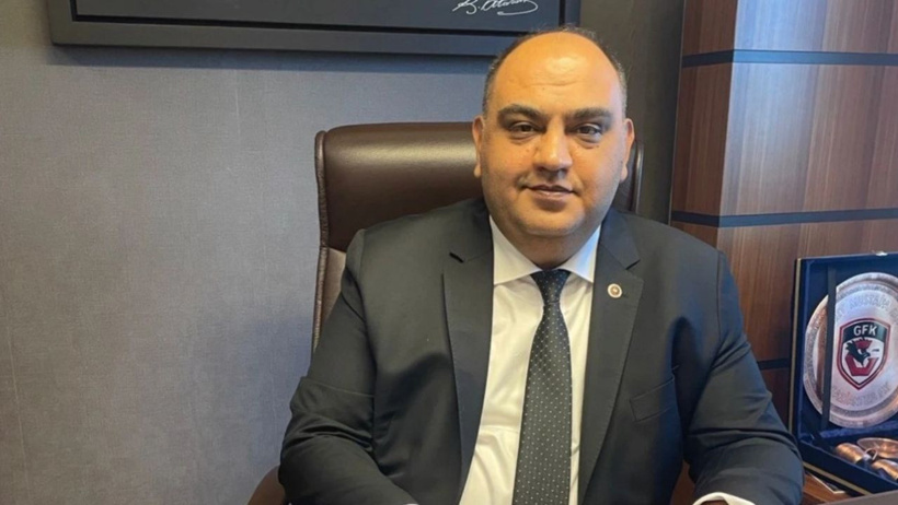 AKP'ye geçeceği iddia edilen vekilden dikkat çeken hamle: Paylaşımları sildi, telefonlara çıkmıyor - Resim : 1