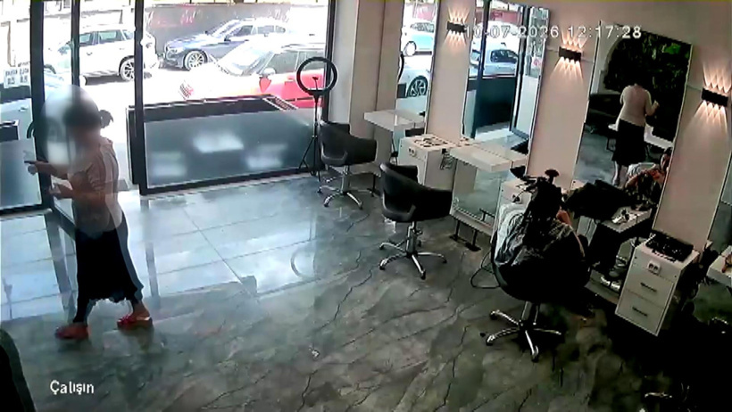 Her seferinde aynı bahaneyi kullandı! Müşteri, Kuaförü çileden çıkardı: Bu kadını dükkana almayın - Resim : 2