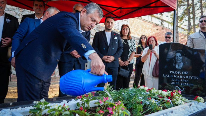 Özgür Özel Bilecik'te yurttaşlarla bir araya geldi - Resim : 1