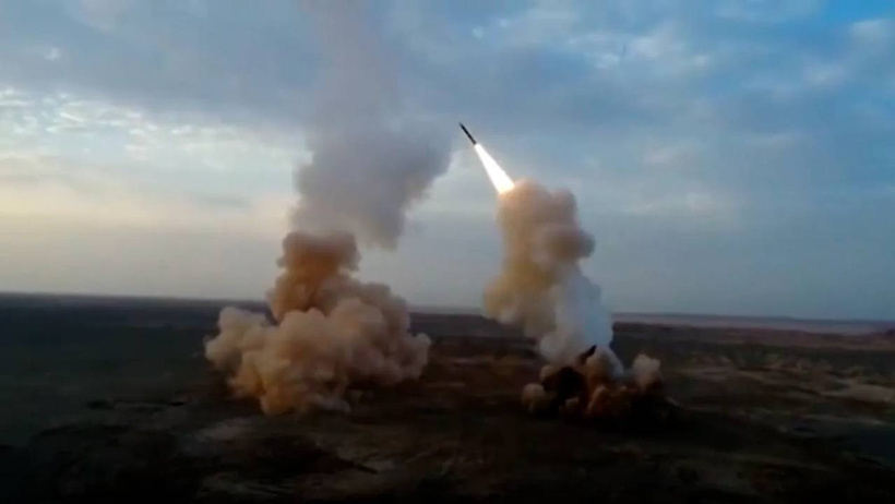 Savaşın ismi değişti! Körfez yangın yeri... ABD saldırıyor, İran bombalıyor - Resim : 2