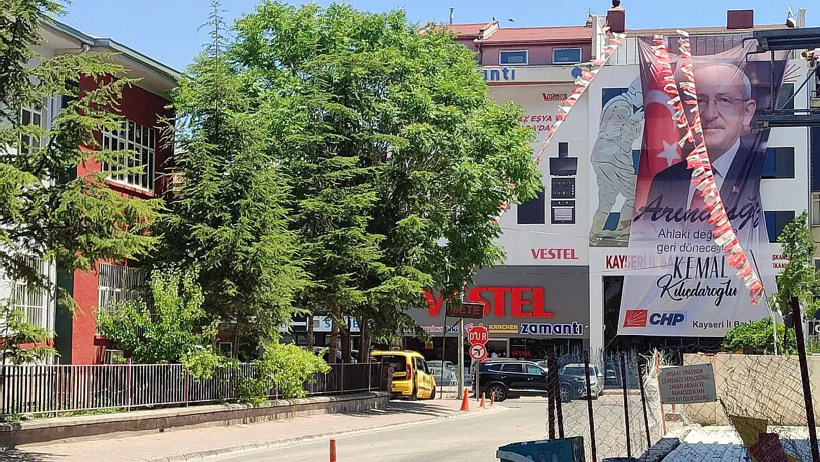 Butlanın il yönetimine diplomasız avukat da girdi - Resim : 2