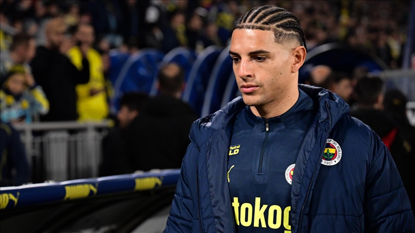 Fenerbahçe'de yine kriz çıkardı: Yönetime rest çekti - Resim : 1