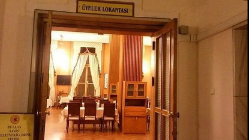 Meclis'te liseli öğrencilere taciz davasında en büyük delili açıkladı: Mahkeme ara kararı verdi - Resim : 3