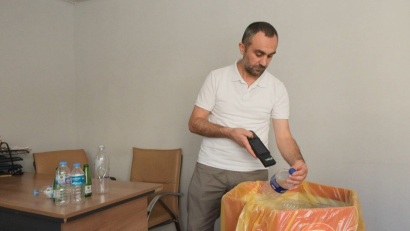 'İade makinesi nerede' derdi bitti: Mahalle bakkalları da depozito noktasına dönüştü - Resim : 4