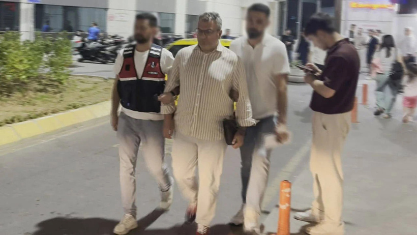 Ahmet Hakan, Cem Küçük'ün dahil olduğu zincirdeki diğer gazetecileri yazdı - Resim : 1