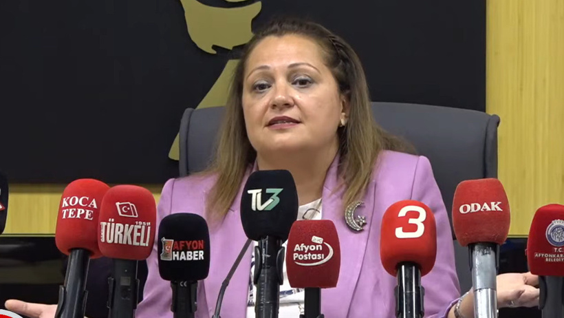 AKP'li Burcu Köksal YENİ Partili ismin itirazına dayanamadı: Oturumu kapatıp Meclis'ten çıktı - Resim : 3