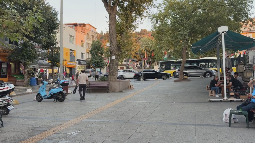 Parkta tartıştığı kişiyi bıçaklayarak öldürdü - Resim : 2