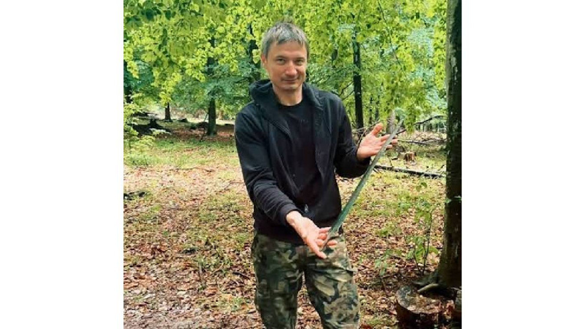 27 yüzyıldır yerin altında dimdik keşfedilmeyi bekliyormuş: Toprağa saplanmış halde bulundu! - Resim : 3
