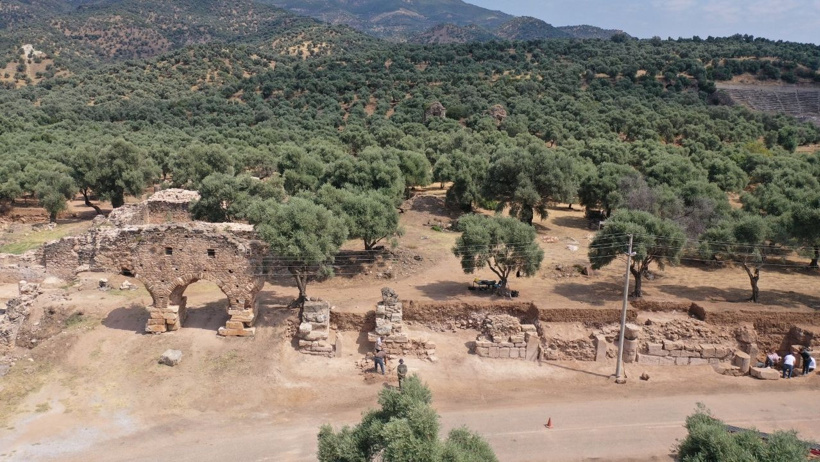 İki yakalı antik kentte 1600 yıllık hamam keşfedildi: Yıkanmadan şehre sokmuyorlarmış - Resim : 1