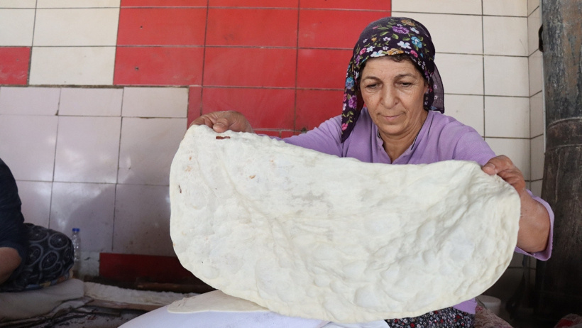 50 derece sıcakta alın teriyle pişiyor: Talebe yetişilemiyor, müşteriye yok çekiyorlar - Resim : 2