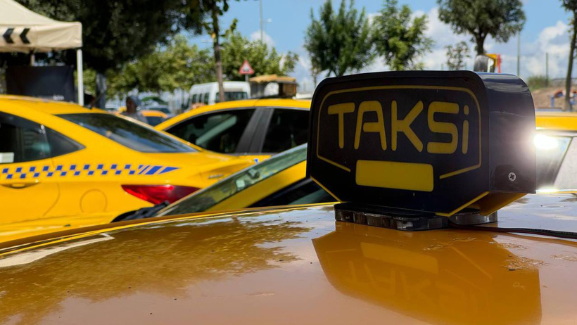 Koreli turist İstanbul’da neye uğradığını şaşırdı: İki katı taksi ücreti ödedi - Resim : 1