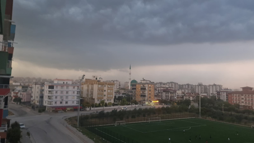 Ağustos ortasında kış provası: Kavurucu sıcakta fırtına ve sağanak sürprizi - Resim : 2