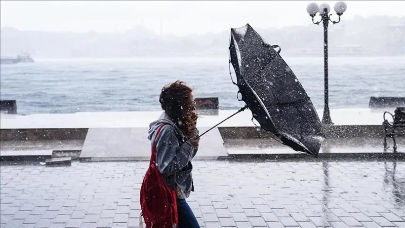 İstanbul'u fırtına vuracak! Ayakta durmak bile zorlaşacak - Resim : 2