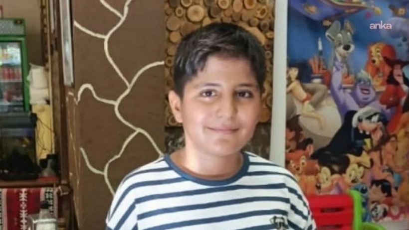 12 yaşındaki Eyüp Can'ın ölmeden önce kovalandığı anlar kameralarda: Şüpheli pasaja girip 3 dakika kalmış! - Resim : 1